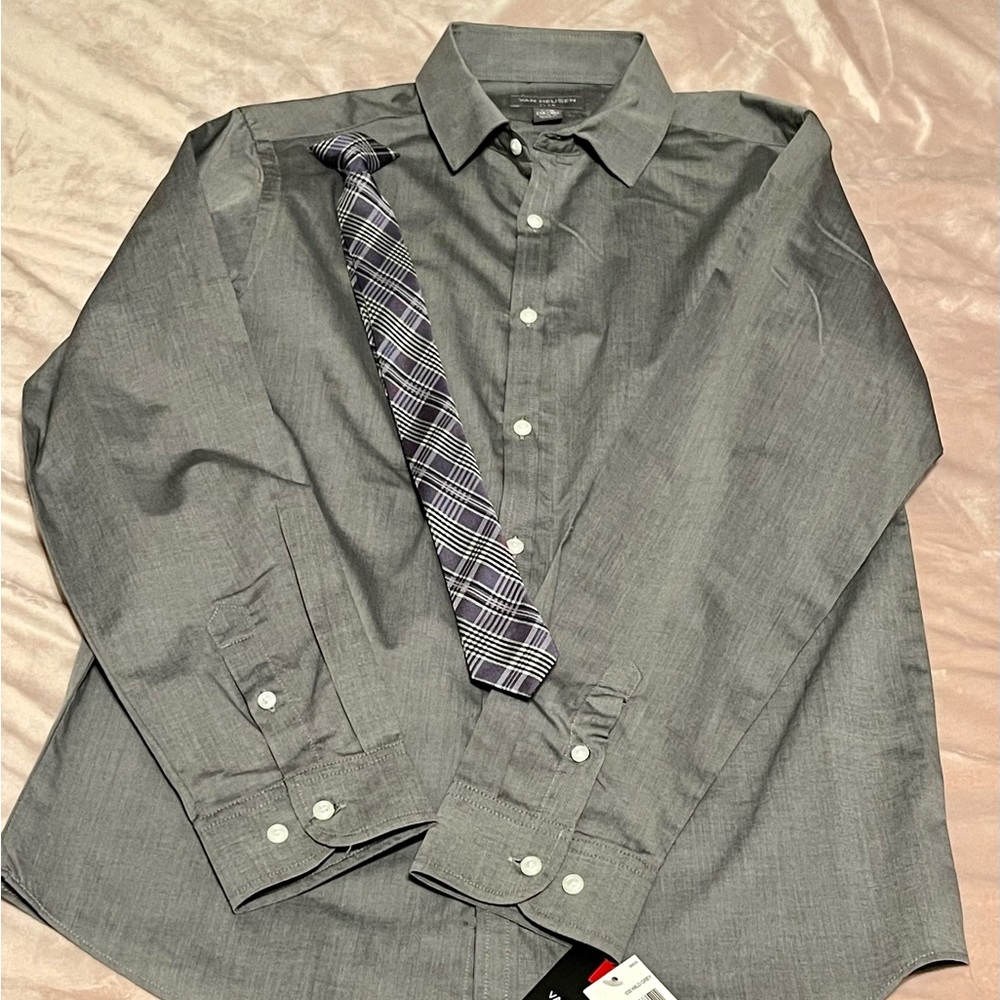 Lot of 3 Dress Shirts!!Van Heusen and Old Navy